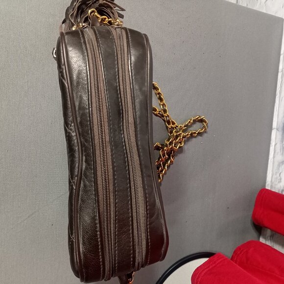 Quilted Brown Leather Shoulder Bag – Tassel & Chain Strap - Picture 6 of 16